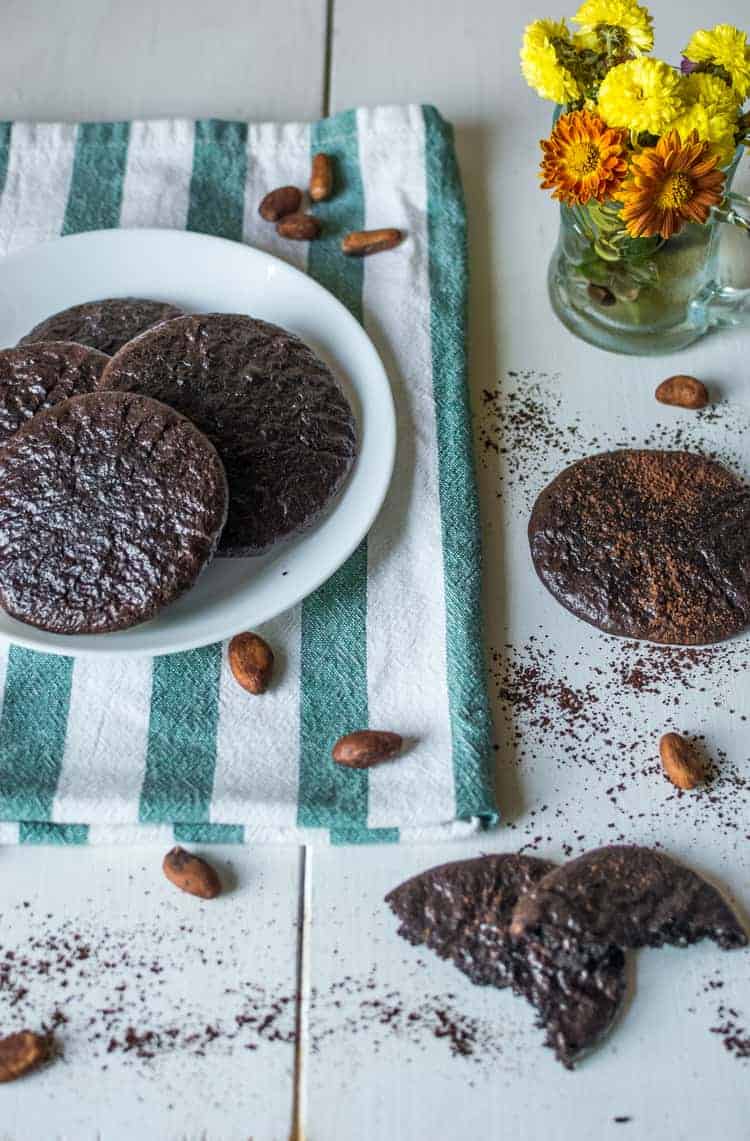 Easy Flourless Chocolate Cookies Recipe