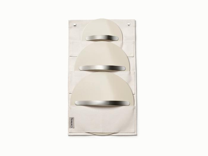 Caraway_Lid-Holder_Cream_x525 Caraway_Lid-Holder_Cream_x525