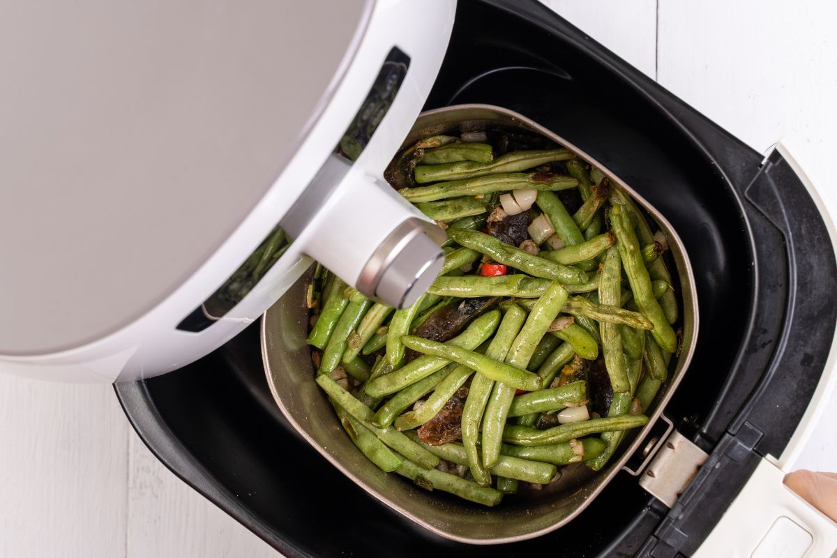 How to Dehydrate Food With an Air Fryer: The Ultimate Guide