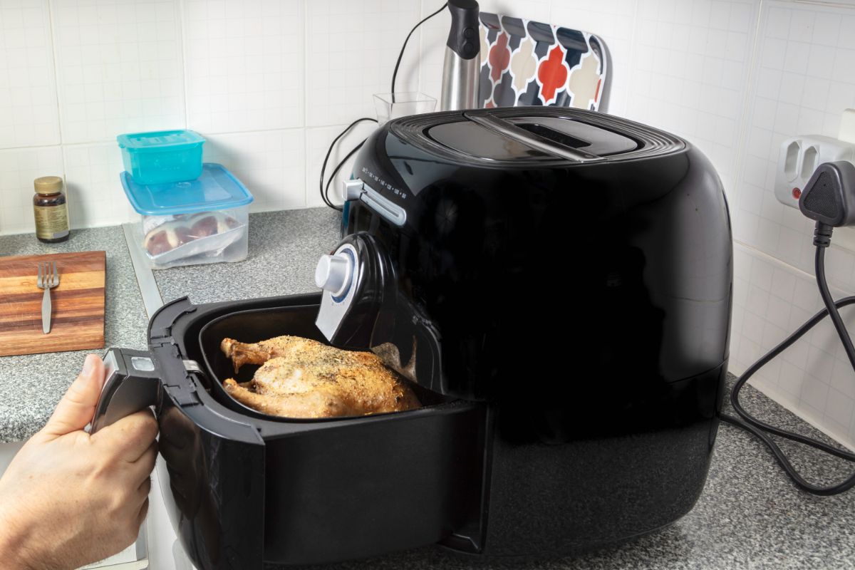 Why You Should Avoid The Big Boss Air Fryer